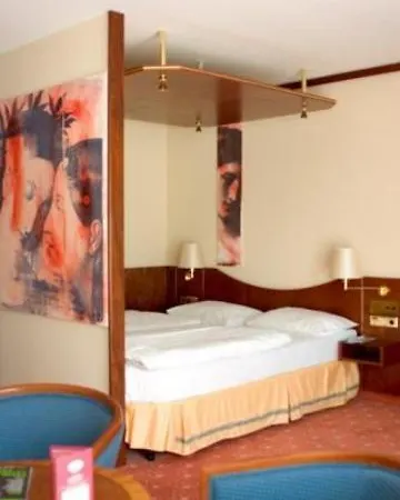 Konigin Luise 4* Berlim